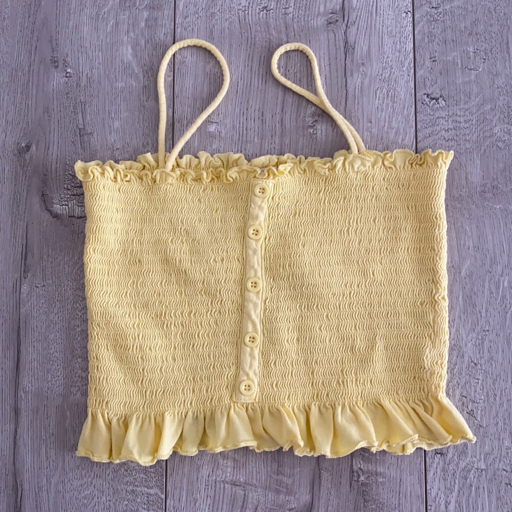 yellow ruffled hem crop top